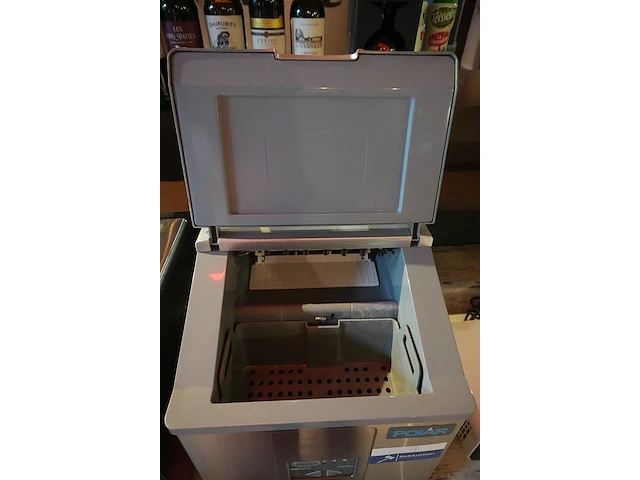 Polar ijsblokjesmachine - afbeelding 4 van  4