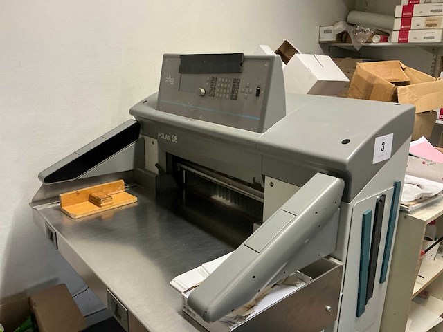 Polar m066-01 papiersnijmachine - afbeelding 2 van  12
