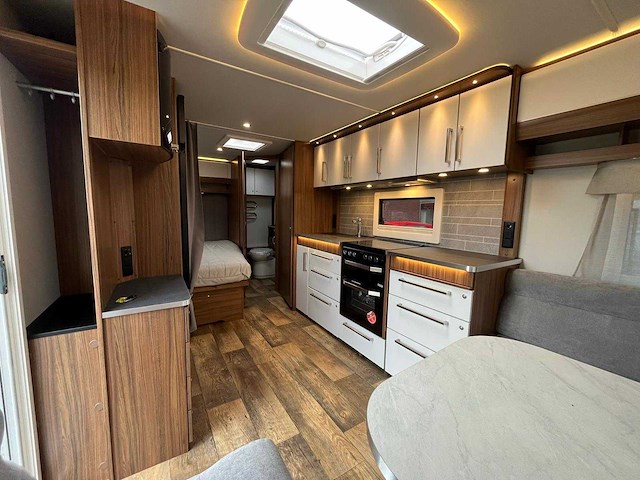 Polar selected 560 caravan - sleurhut - afbeelding 9 van  11