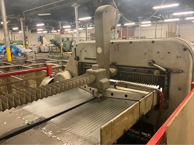 Polar werke 145 el papiersnijmachine - afbeelding 15 van  21