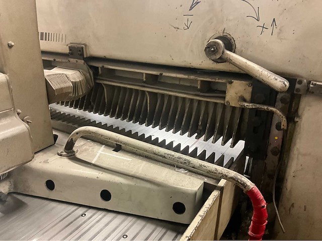 Polar werke 145 el papiersnijmachine - afbeelding 21 van  21