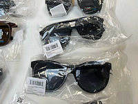 Polaroid zonnebril (17x) - afbeelding 7 van  12