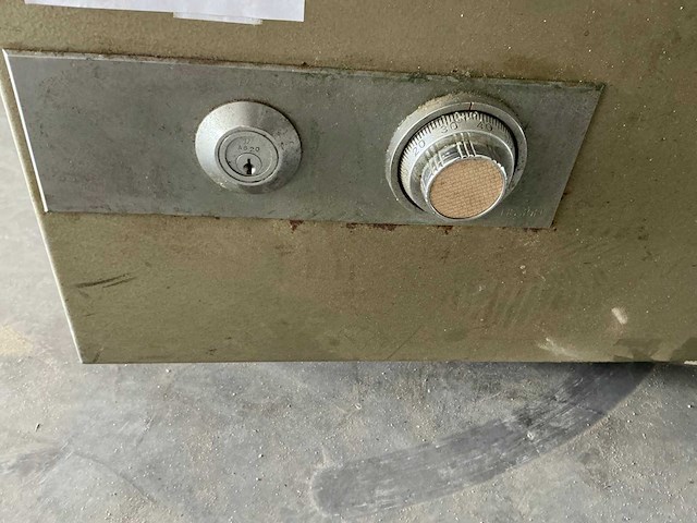 Polifer kluis - afbeelding 2 van  7