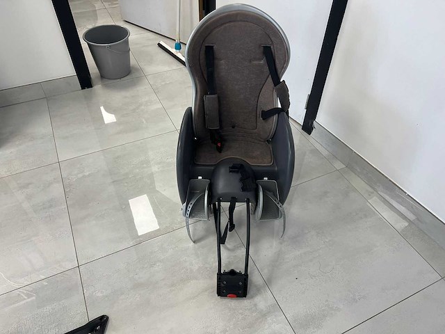 Polisport - fietsstoeltje voor peuter/kleuter - afbeelding 1 van  7