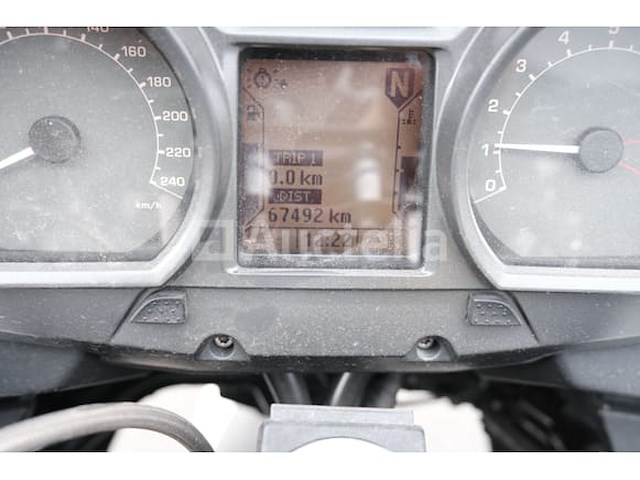 Politiemotorfiets bmw r1200rt (2010-67,492 km-vin:wb1043006azw32310) - afbeelding 23 van  38