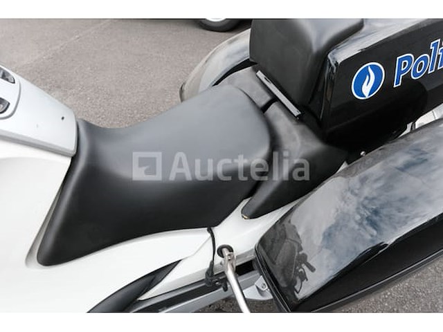 Politiemotorfiets bmw r1200rt (2010-84,950 km-vin:wb1043008azw32311) - afbeelding 13 van  38