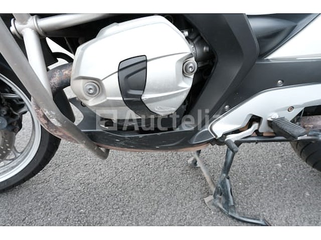Politiemotorfiets bmw r1200rt (2010-89,483 km-vin:wb1043001azw32232) - afbeelding 11 van  41