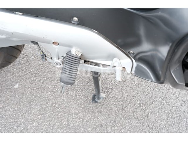 Politiemotorfiets bmw r1200rt (2010-89,483 km-vin:wb1043001azw32232) - afbeelding 28 van  41