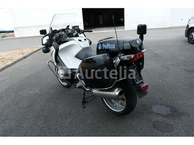 Politiemotorfiets bmw r1200rt (2010-89,483 km-vin:wb1043001azw32232) - afbeelding 38 van  41
