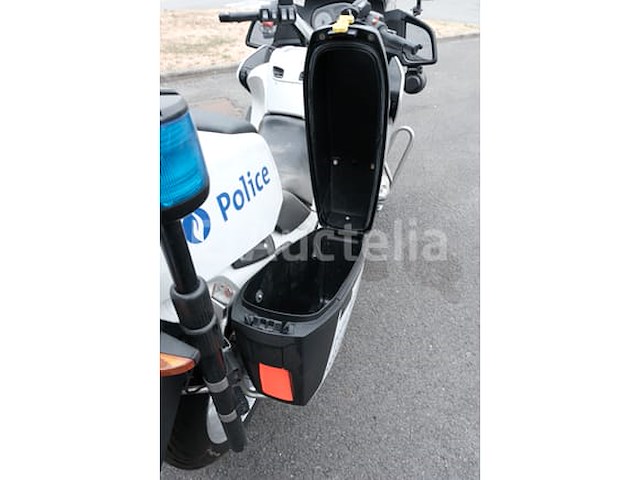 Politiemotorfiets bmw r900rt (2007-96,978 km-vin:wb10367087zm75074) - afbeelding 5 van  28