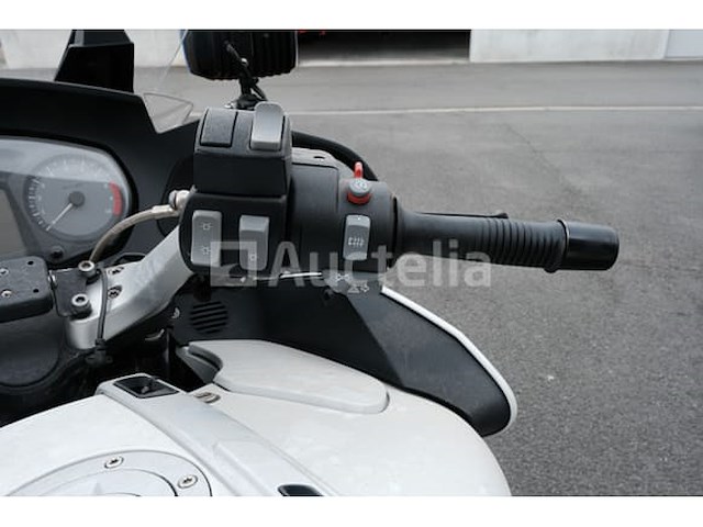 Politiemotorfiets bmw r900rt (2007-96,978 km-vin:wb10367087zm75074) - afbeelding 26 van  28