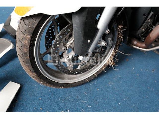 Politiemotorfiets crashte bmw r1200rt (2010-71.120 km-vin:wb1043003azw32233) - afbeelding 2 van  27