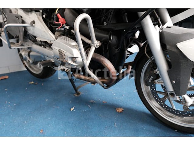 Politiemotorfiets crashte bmw r1200rt (2010-71.120 km-vin:wb1043003azw32233) - afbeelding 17 van  27