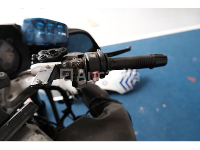 Politiemotorfiets crashte bmw r1200rt (2010-71.120 km-vin:wb1043003azw32233) - afbeelding 25 van  27