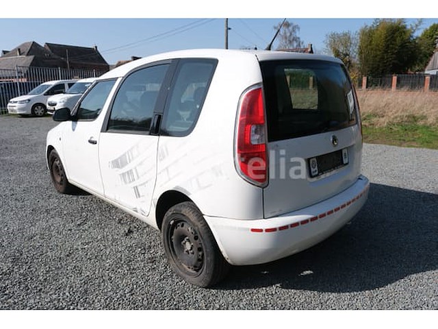 Politievoertuig skoda roomster (2010-91,327 km) - afbeelding 7 van  53