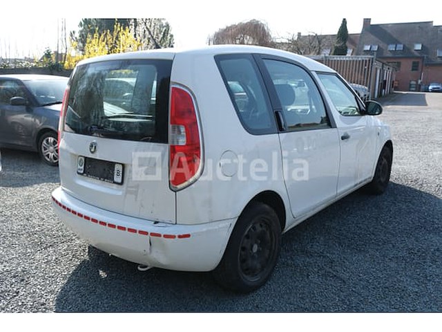 Politievoertuig skoda roomster (2010-91,327 km) - afbeelding 1 van  53