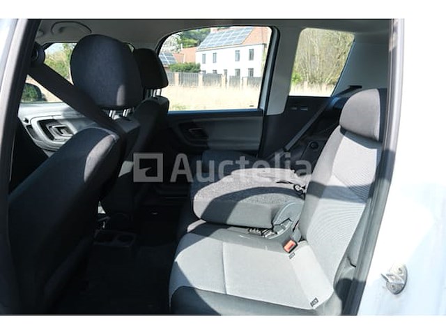 Politievoertuig skoda roomster (2010-91,327 km) - afbeelding 13 van  53