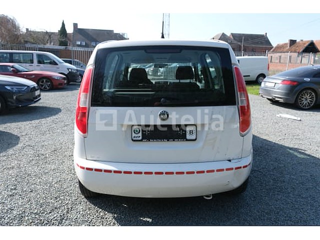 Politievoertuig skoda roomster (2010-91,327 km) - afbeelding 18 van  53