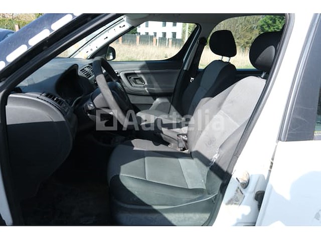 Politievoertuig skoda roomster (2010-91,327 km) - afbeelding 50 van  53