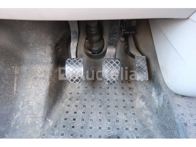 Politievoertuig volkswagen kombi (2019-228,099 km) - afbeelding 10 van  58