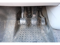 Politievoertuig volkswagen kombi (2019-228,099 km) - afbeelding 10 van  58