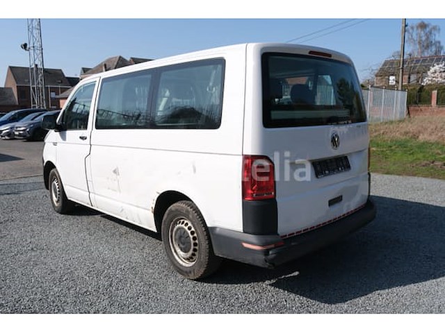 Politievoertuig volkswagen kombi (2019-228,099 km) - afbeelding 1 van  58