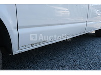 Politievoertuig volkswagen kombi (2019-228,099 km) - afbeelding 13 van  58