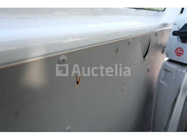 Politievoertuig volkswagen kombi (2019-228,099 km) - afbeelding 15 van  58