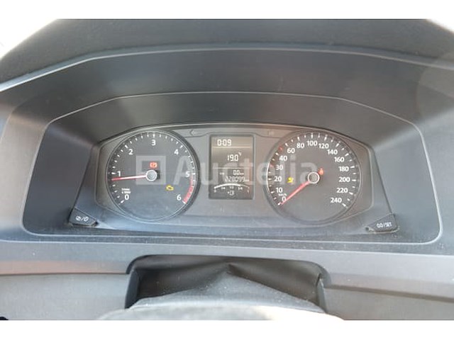 Politievoertuig volkswagen kombi (2019-228,099 km) - afbeelding 31 van  58