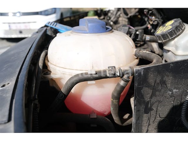 Politievoertuig volkswagen kombi (2019-228,099 km) - afbeelding 37 van  58