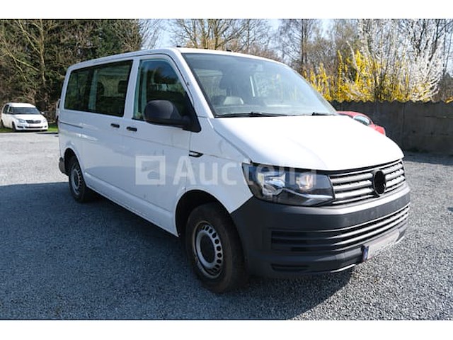 Politievoertuig volkswagen kombi (2019-228,099 km) - afbeelding 34 van  58