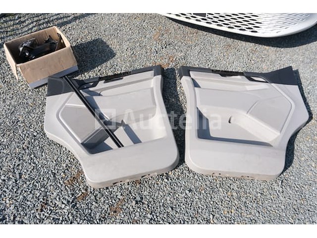 Politievoertuig volkswagen kombi (2019-228,099 km) - afbeelding 46 van  58