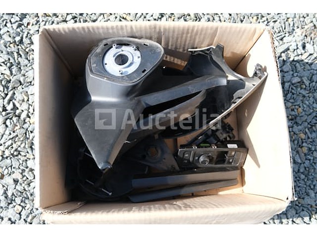 Politievoertuig volkswagen kombi (2019-228,099 km) - afbeelding 52 van  58