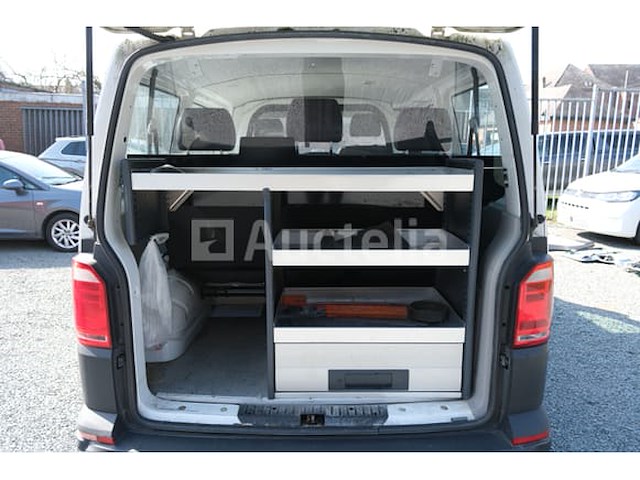 Politievoertuig volkswagen kombi (2019-228,099 km) - afbeelding 56 van  58