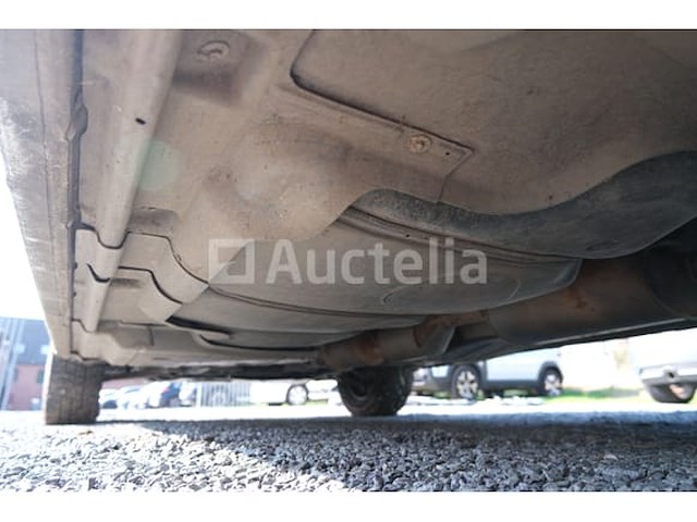 Politievoertuig volkswagen kombi (2019-230,267 km) - afbeelding 18 van  55