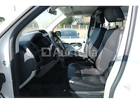 Politievoertuig volkswagen kombi (2019-230,267 km) - afbeelding 20 van  55