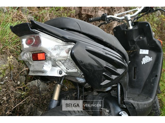 Poloni scooter - afbeelding 5 van  6