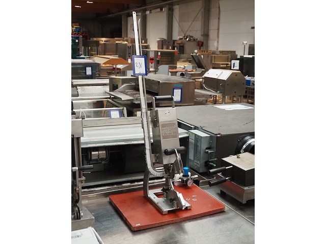 Poly-clip system gmbh & co. kg - afbeelding 1 van  6