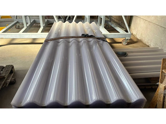 Polycarbonaat dubbelwandige golfplaten (59x) - afbeelding 11 van  13