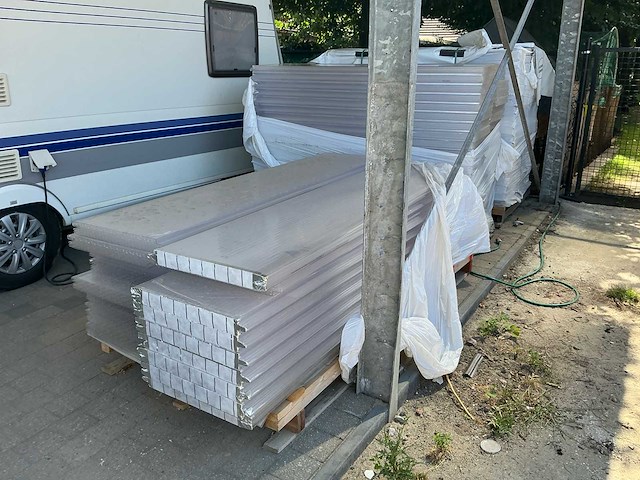 Polycarbonaat platen (243x) - afbeelding 1 van  6