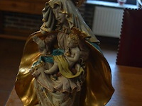 Polychroom terracotta beeldje madonna met kind - afbeelding 3 van  4