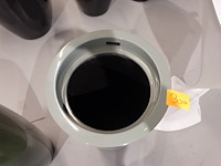 Polyester bloempot dalat met autolak - afbeelding 3 van  4