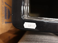 Polyester bloempot dalat met autolak - afbeelding 5 van  5