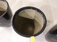 Polyester bloempot met autolak - afbeelding 4 van  4