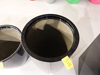 Polyester bloempot met autolak - afbeelding 4 van  4