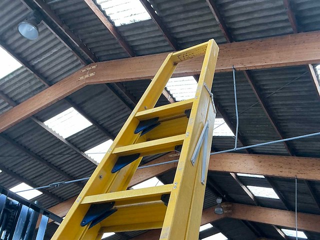 Polyester trapladder (2x) - afbeelding 4 van  4