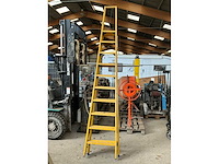 Polyester trapladder - afbeelding 1 van  5