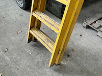 Polyester trapladder - afbeelding 3 van  4