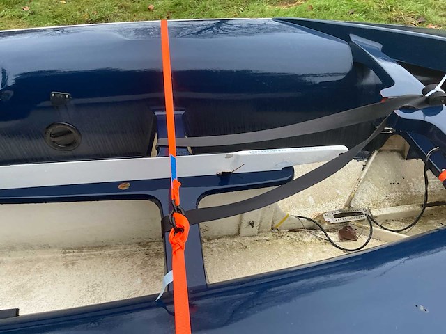 Polyester zeilboot met trailer - afbeelding 13 van  15