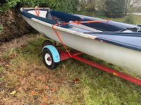 Polyester zeilboot met trailer - afbeelding 3 van  15